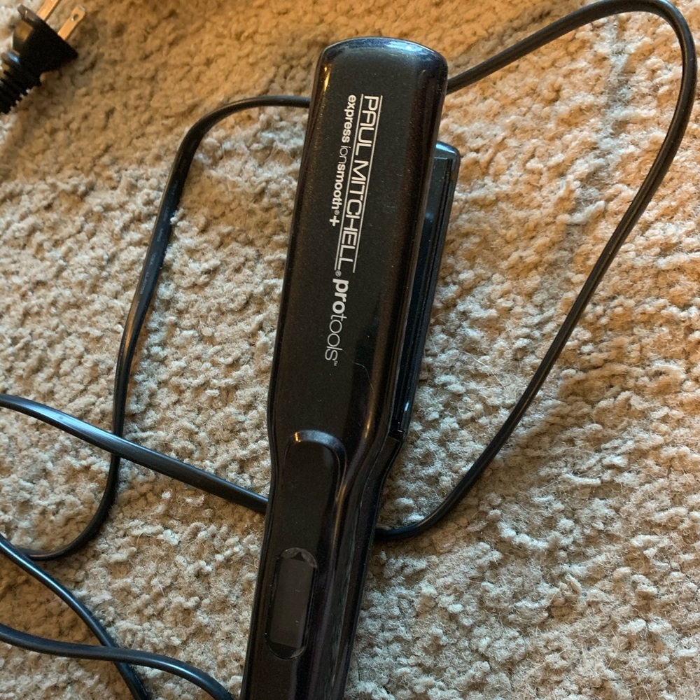 Paul Mitchell Hair Straightener